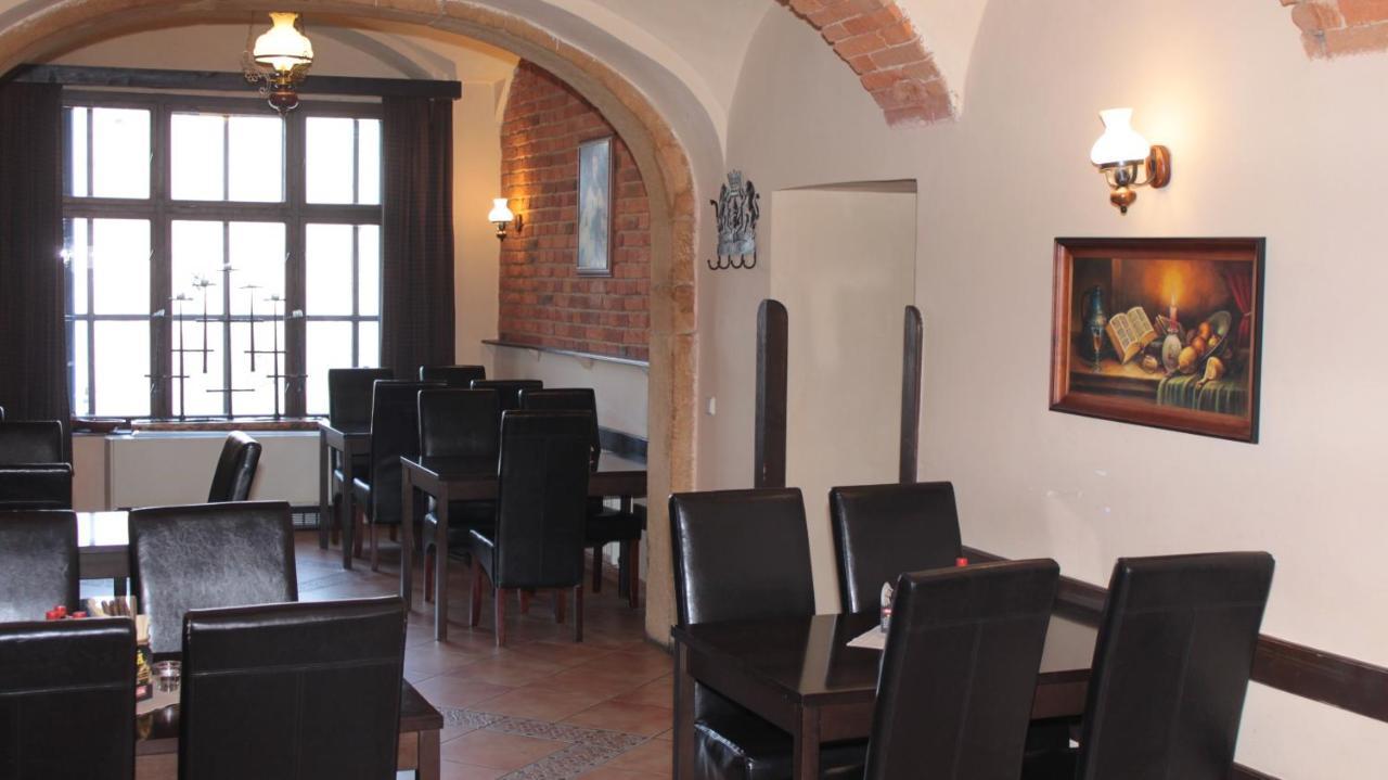 Hotel Kralovsky Dvur Hořice Eksteriør billede