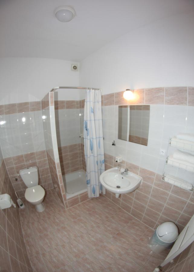 Hotel Kralovsky Dvur Hořice Eksteriør billede